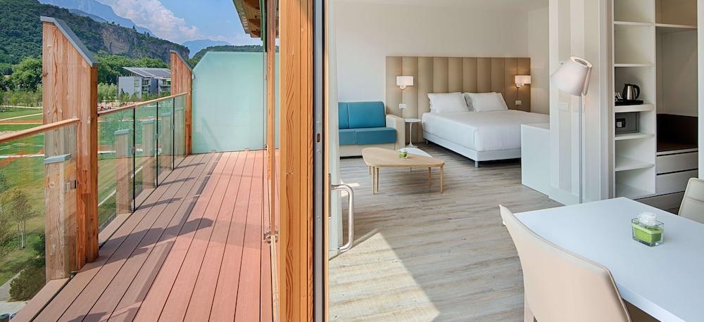 Hotel Nh Trento Exteriér fotografie