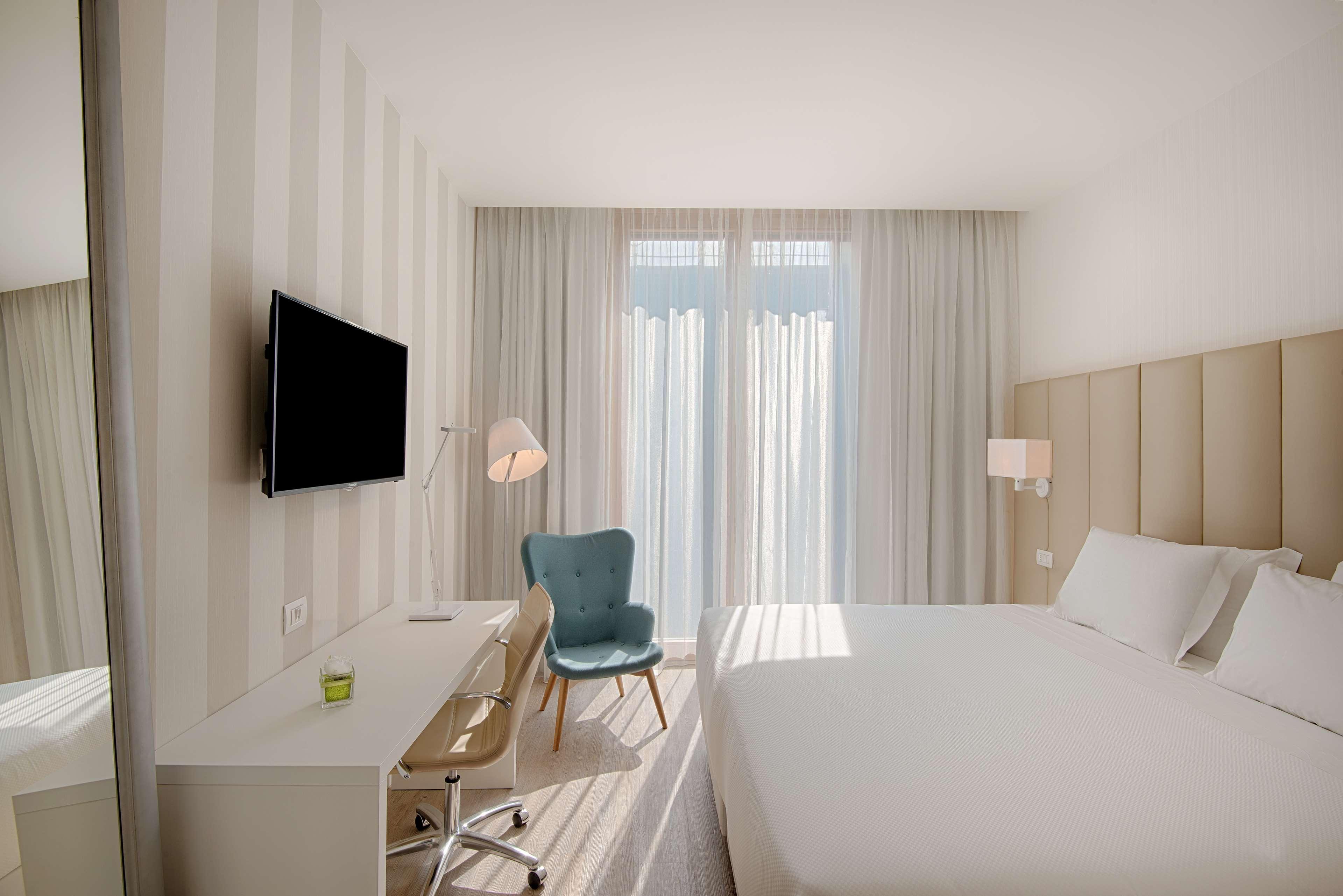 Hotel Nh Trento Exteriér fotografie
